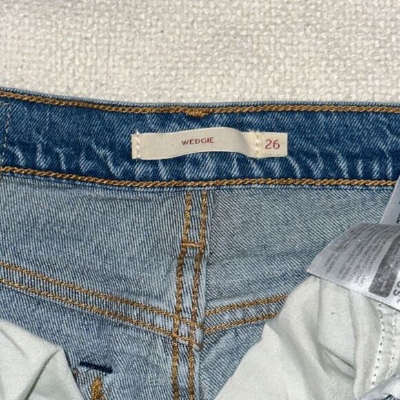 Levi’s High Waisted Wedgie Jeans | Sz 26 - Picture 4 of 4